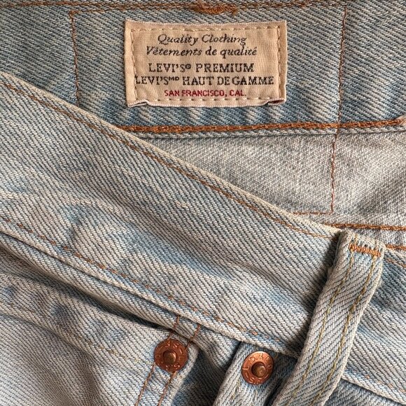 Levi's Premium Light Straight Leg Jeans - Picture 7 of 8